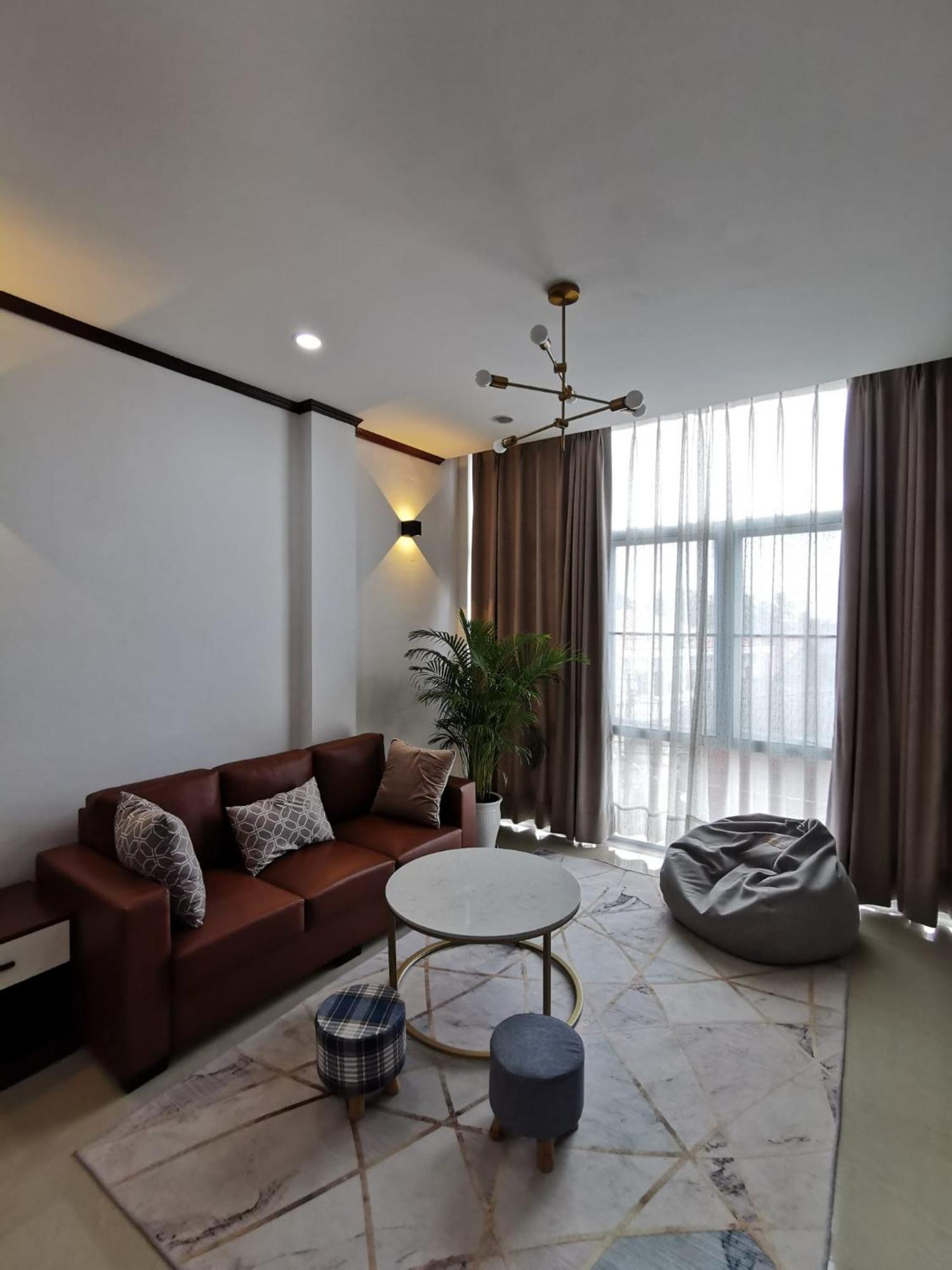 Artist Golden Loft Paris - Vientiane Homestay Duplex Triplex Exteriör bild